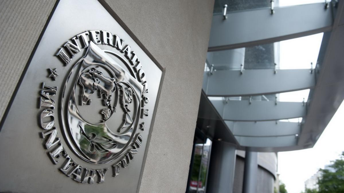 FMI: Relaxarea fiscală poate duce deficitul la 6% din PIB