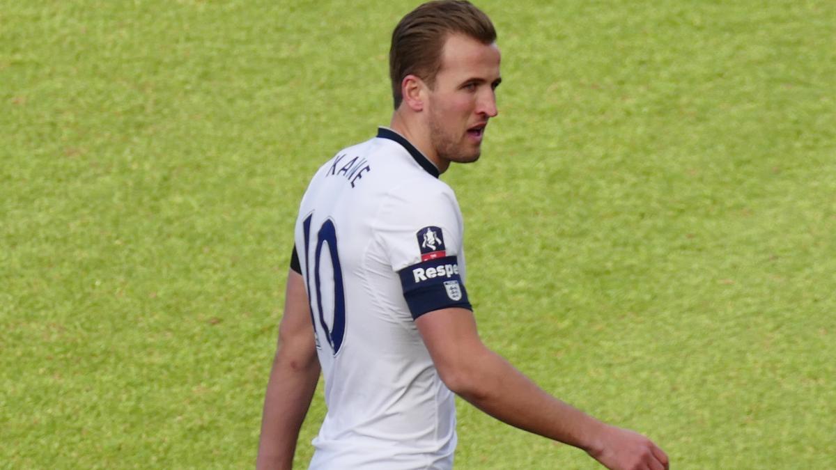 Harry Kane, ales de fani cel mai bun jucător din campionatul Angliei