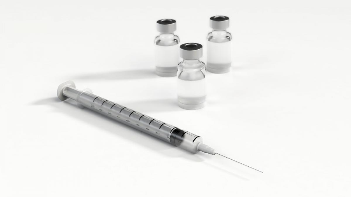 Ministrul Sănătăţii: Există stocuri suficiente de vaccin ROR (rujeolă-oreion-rubeolă) în toată ţara