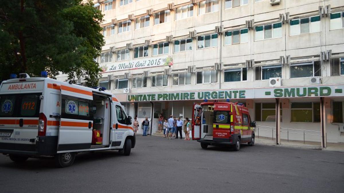 Un pacient al Spitalului Județean Focșani s-a aruncat în cap de la etajul 1