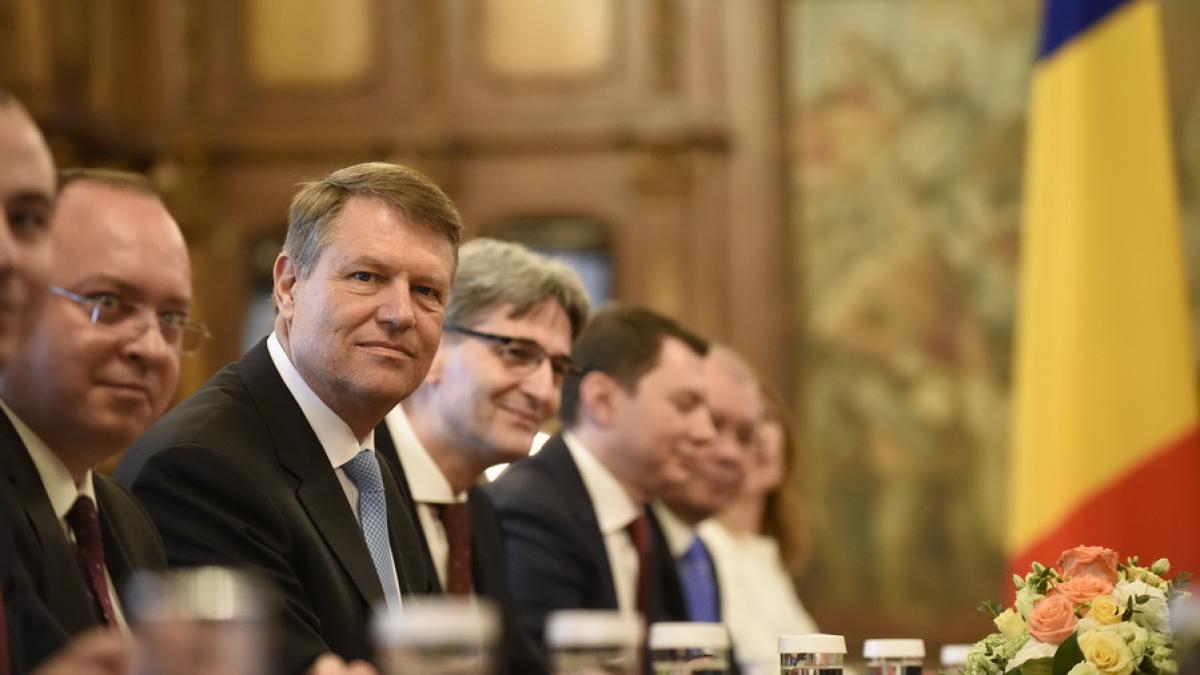 Cine sunt sfetnicii lui Iohannis la Cotroceni 