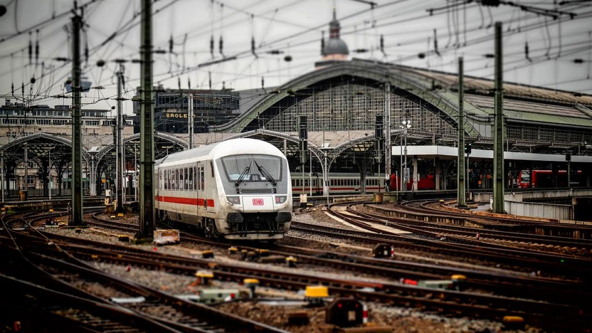 Germania va testa un program de recunoaştere facială în gări