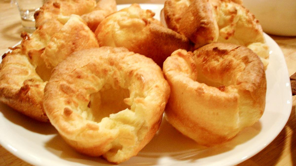 REŢETA ZILEI Yorkshire Pudding (reţetă Jamie Oliver)