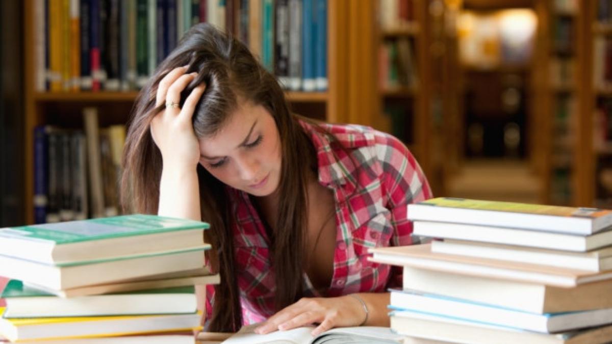 Cum scăpăm de frica de examene - sfaturi ale specialiștilor în educație