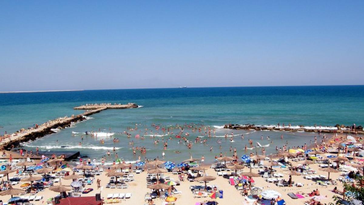 Copil de 11 ani, căutat de scafandri în Eforie Nord