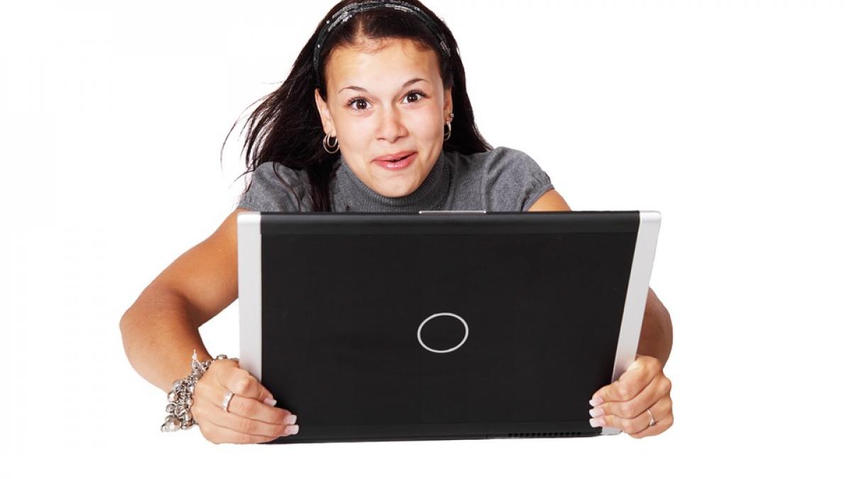 Cluj: O facultate din UBB foloseşte numere de ordine monitorizate online pentru înscrierea la admitere