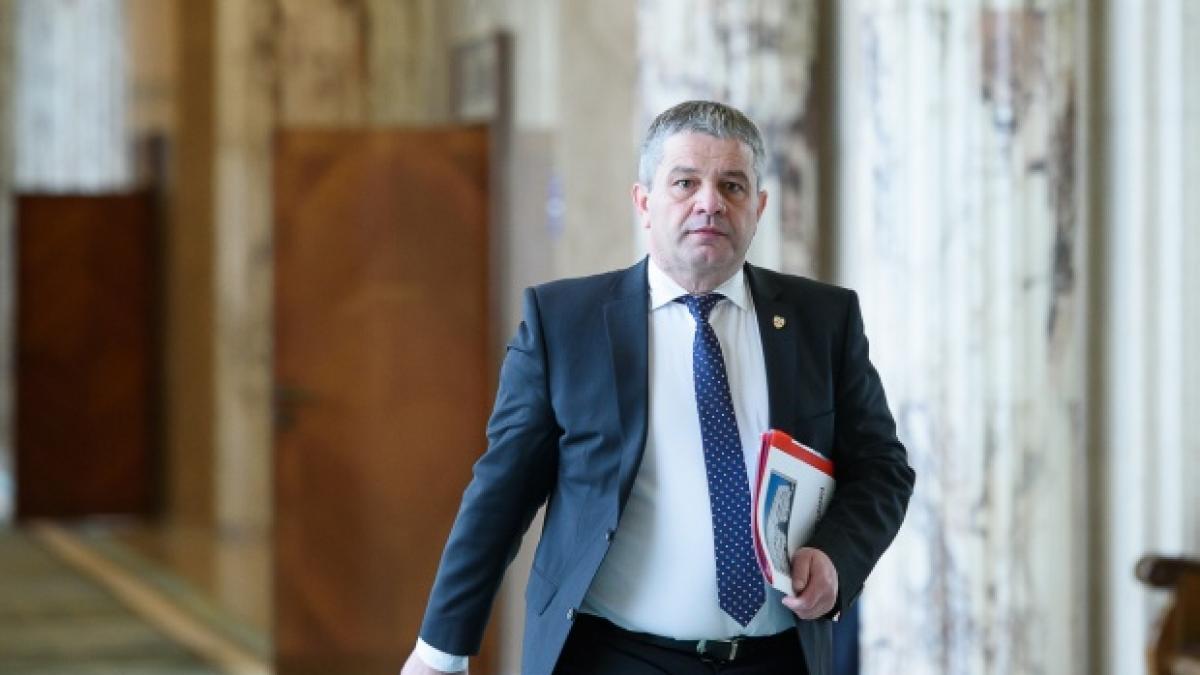 Ministrul Sănătății, Florin Bodog îi încurajează pe diabetici să se împlice în activități sportive.
