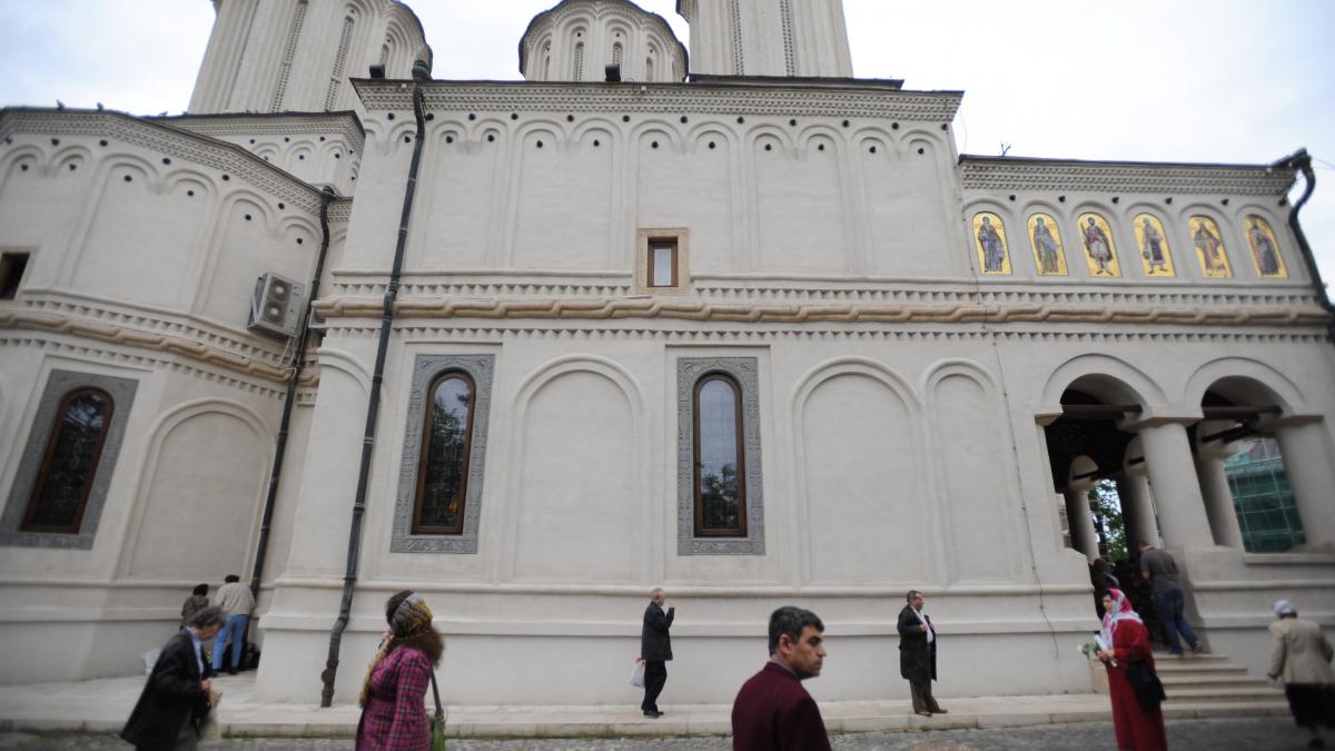 Sfântul Sinod se reunește în cazul episcopului Hușilor