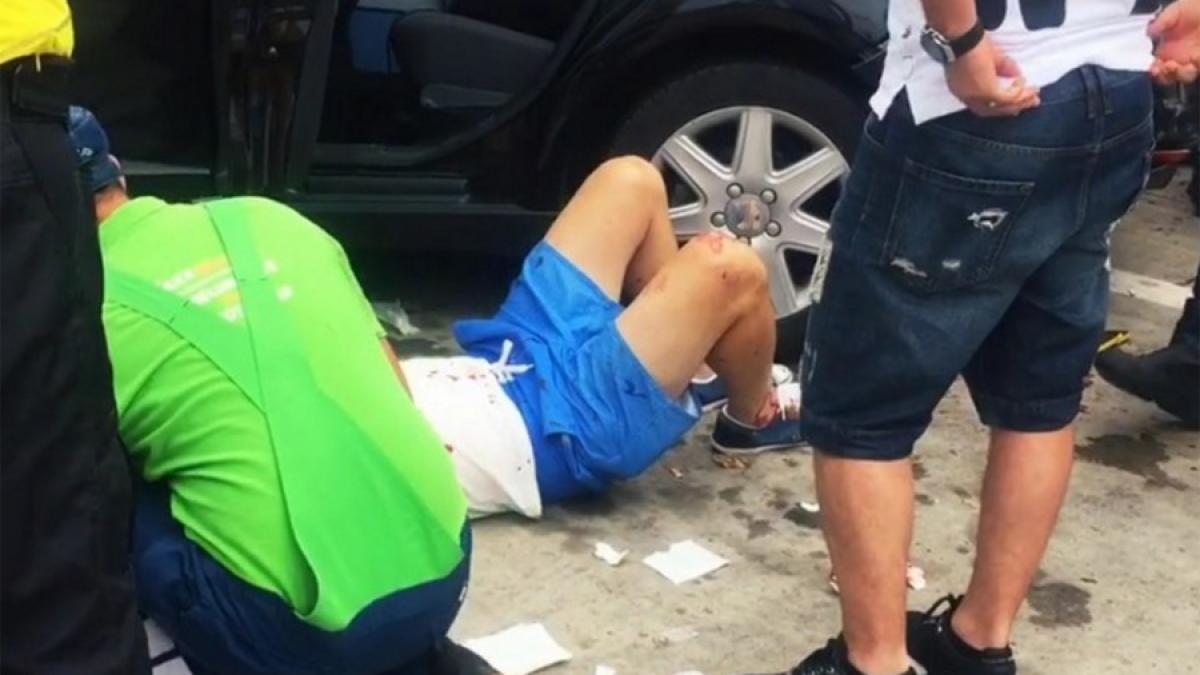 Incă un accident grav pe A 2, o mașină a acroșat mai multe persoane într-o parcare