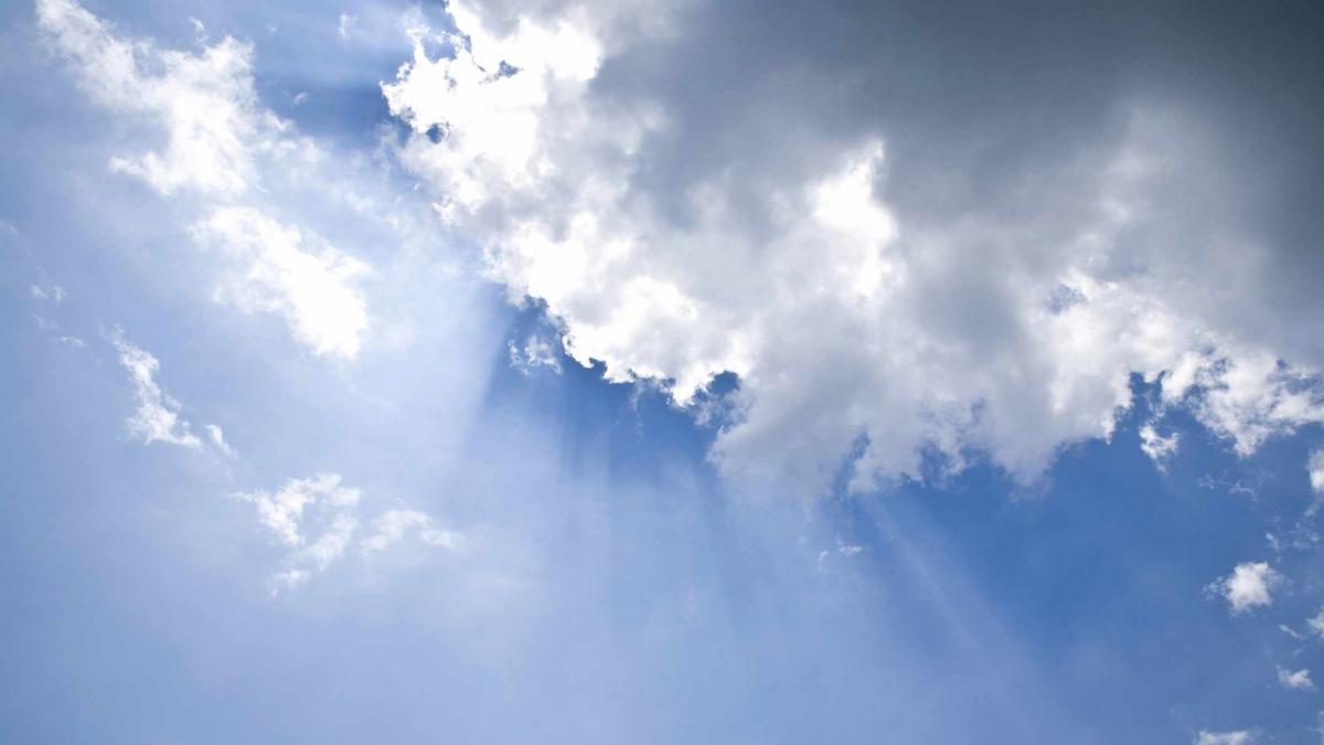 Prognoza METEO pentru weekend. Vremea se va încălzi uşor