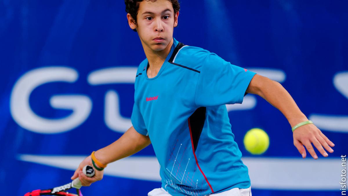 Românul Nini Gabriel Dica, în finala Campionatului European U16 de la Moscova