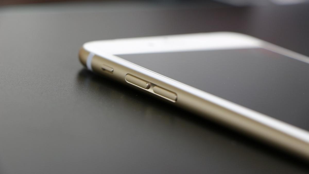 Husele cu sclipici pentru iPhone pot cauza arsuri