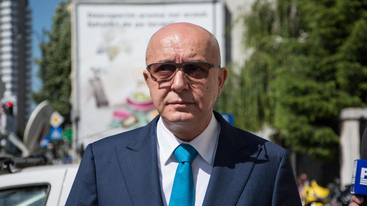 Afacerile lui Puiu Popoviciu, controlate prin mama sa octogenară