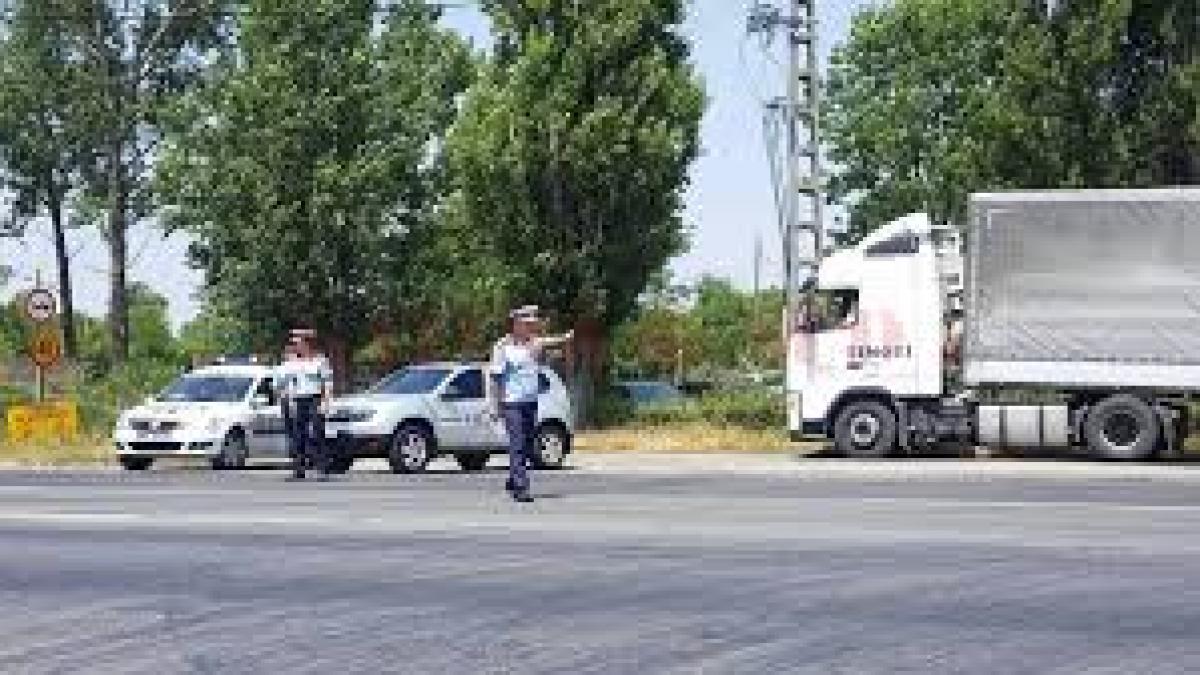 CNAIR impune noi restricţii de circulaţie în şase judeţe, din cauza caniculei