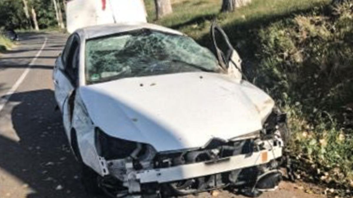 Giurgiu: Un tânăr de 24 de ani care conducea fără permis a murit, după ce s-a răsturnat cu maşina
