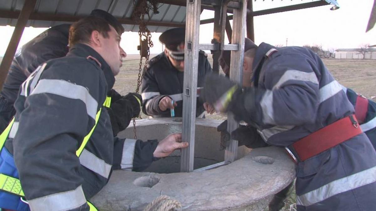 Brăila: O femeie a murit, după ce s-a aruncat în fântână