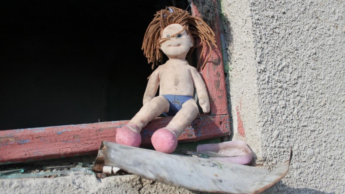 Fetițe de 10 și 11 ani, însărcinate, descoperite în Argentina