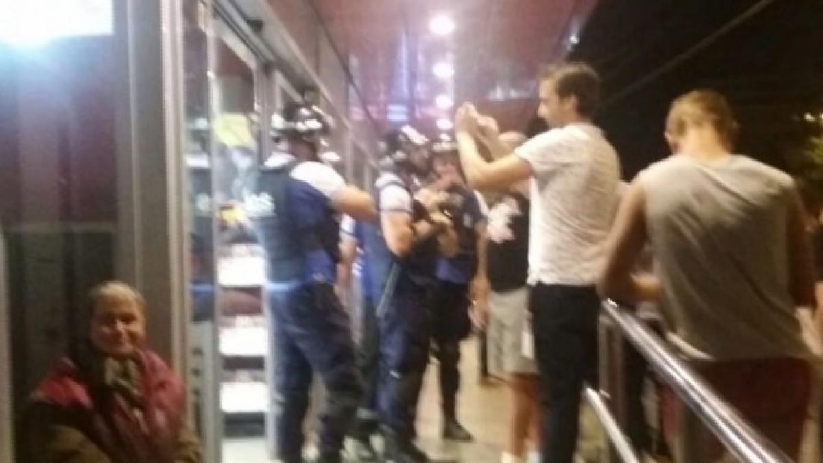 Intervenție în forță a polițiștilor în centrul Capitalei. Un soldat american a fost implicat in incident