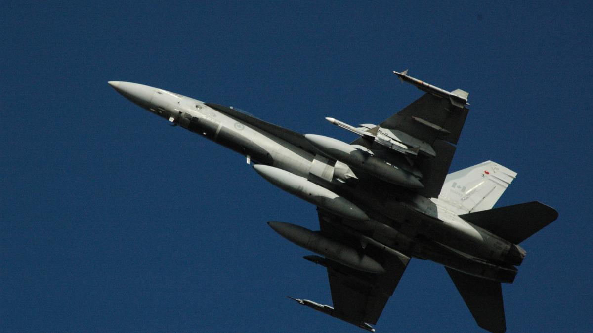 Peste 130 de militari canadieni şi patru avioane, în România pentru activităţile de poliţie aeriană ale NATO