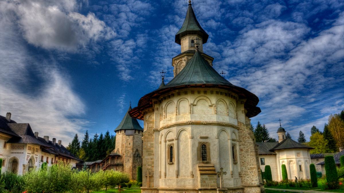 Seminaristul decedat în Mănăstirea Putna, se accidentase în liftul din pivnița lăcașului de cult