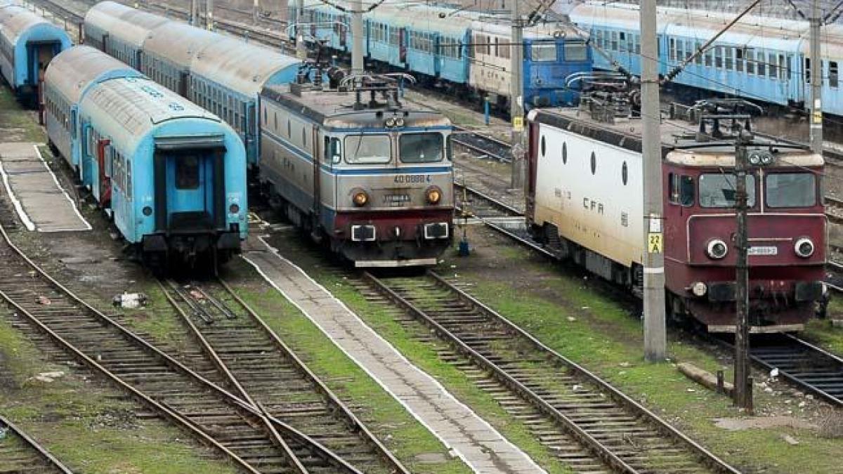 Trenul Oradea-Mangalia, în care se află și un grup de 40 de copii, are o întârziere mai mare de 4 ore