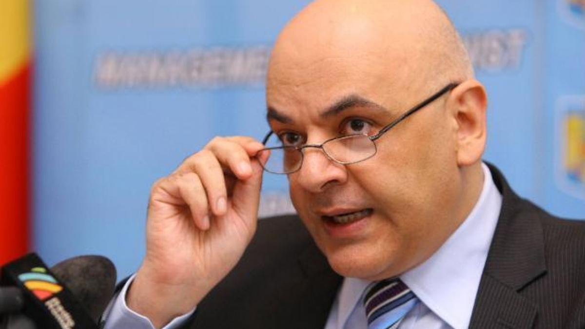 Raed Arafat: 26 de oameni au murit înecaţi în mare. Din bun simţ ar trebui să asculţi salvamarul