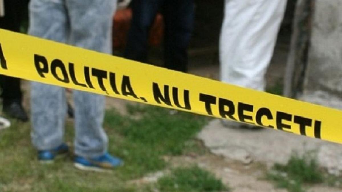 OROARE la Galaţi! Un tată şi-a UCIS fiul abia întors din Italia cu mai multe LOVITURI DE CUŢIT. Tânărul de 20 de ani venise în vacanţă
