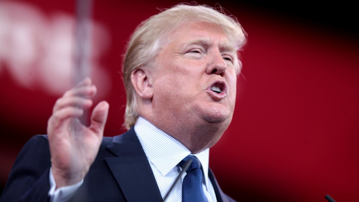 Donald Trump consideră că el este adevărata victimă a evenimentelor din Charlottesville