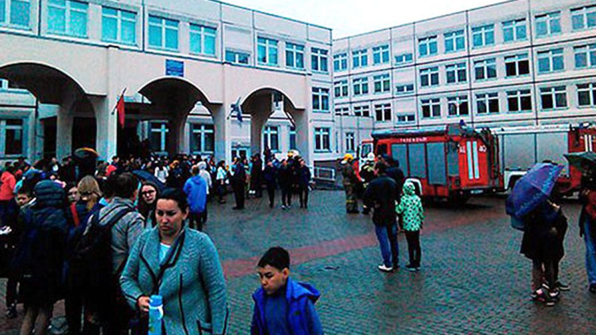video atac armat la o scoala de langa moscova