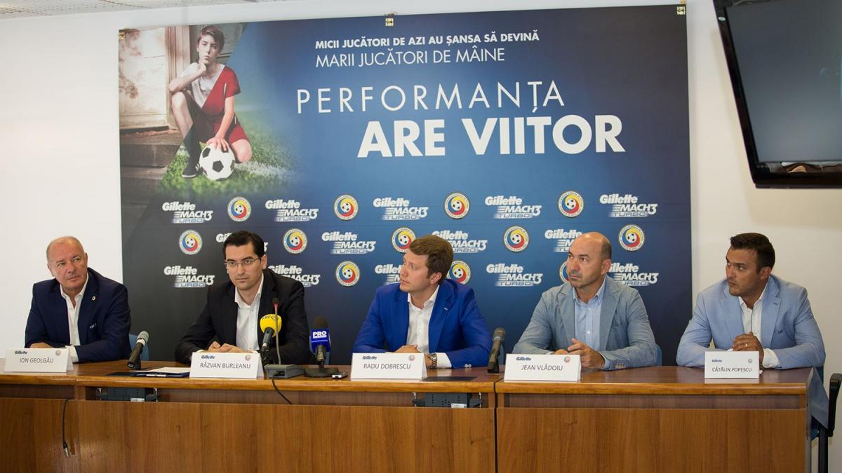 Reacție FRF despre numirea noului selecționer: „În acest moment nu este adevărată varianta Cosmin Contra”