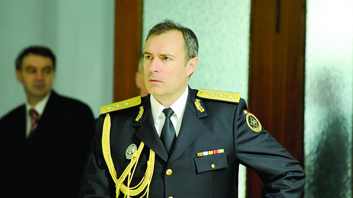 Discreditarea lui Dragomir, după manual