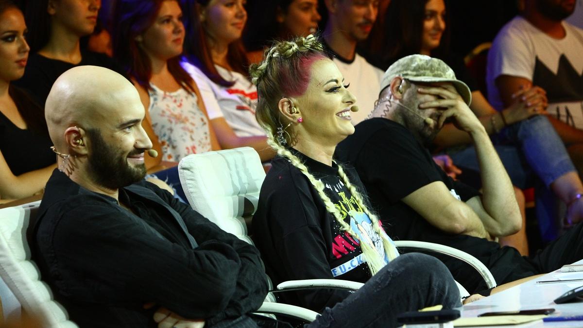 Mihai Bendeac, 42 de cadouri pentru Delia