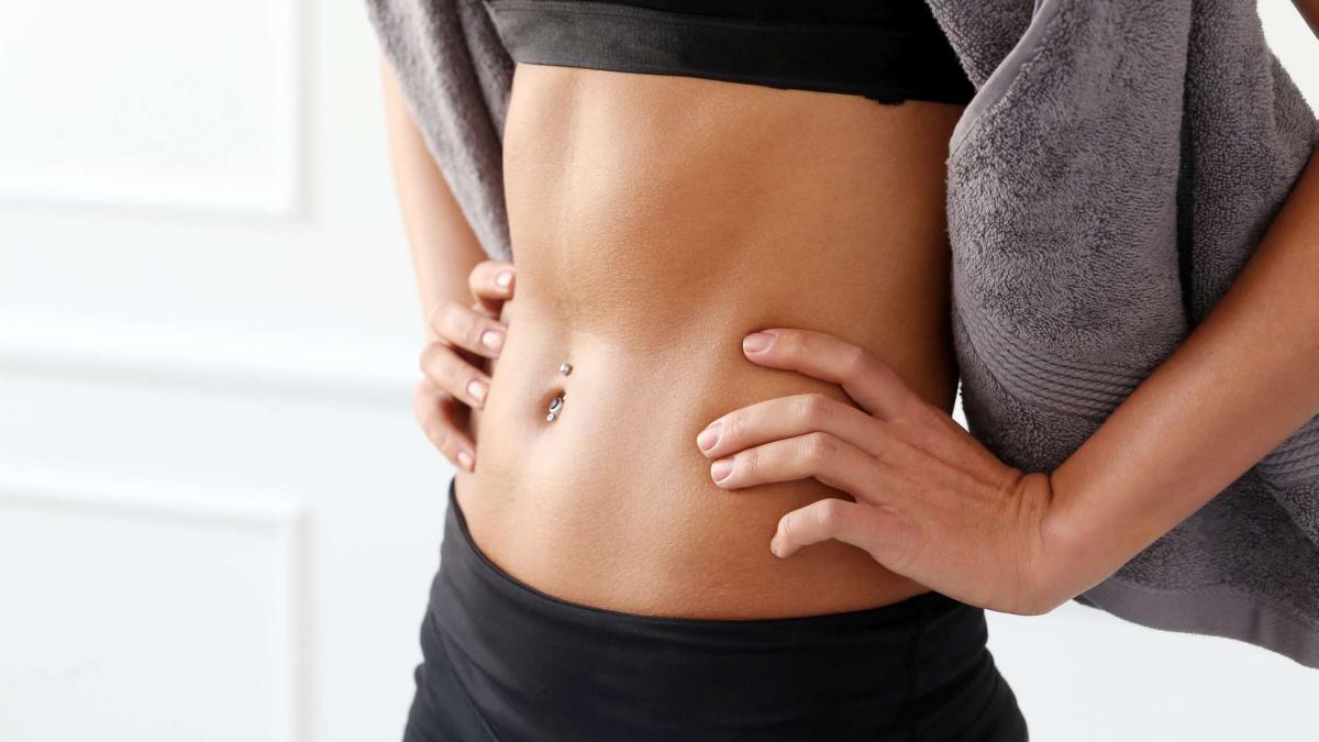 Abdomen, fund și picioare frumoase cu un singur exercițiu de 1 minut
