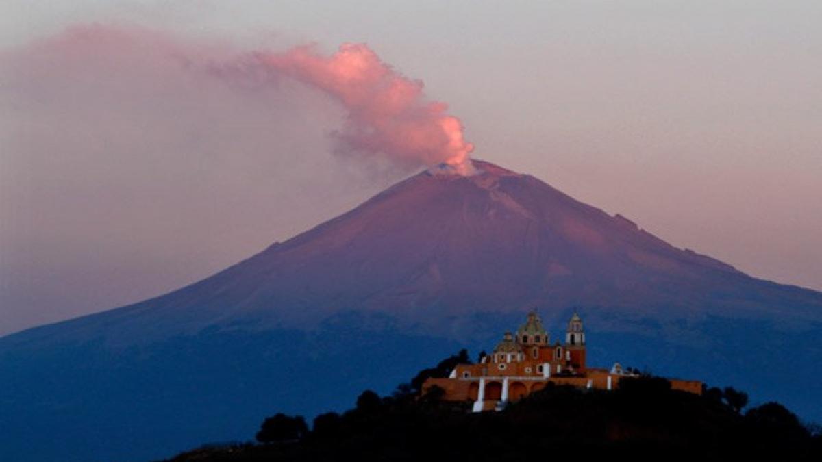 video vulcanul popocatepetl a erupt dupa cutremurul de 7 1 grade din mexic