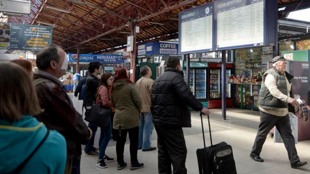 Haos în Gara de Nord! Șase trenuri au înregistrat întârzieri record