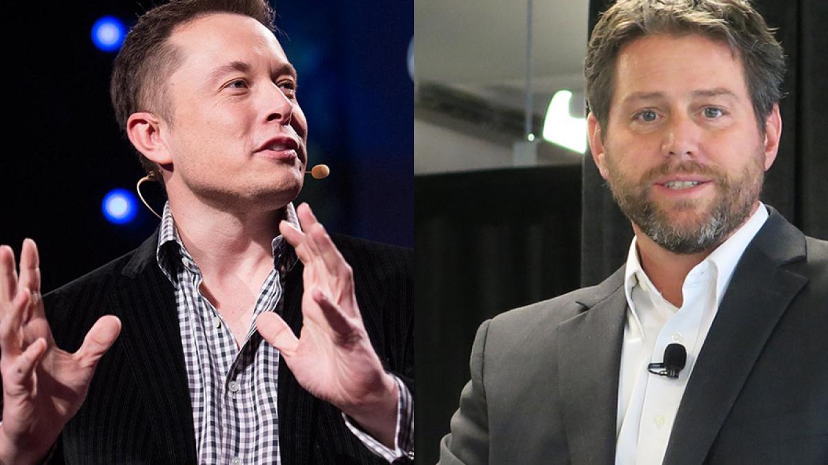 Director din compania General Motors: Elon Musk mănâncă r---t