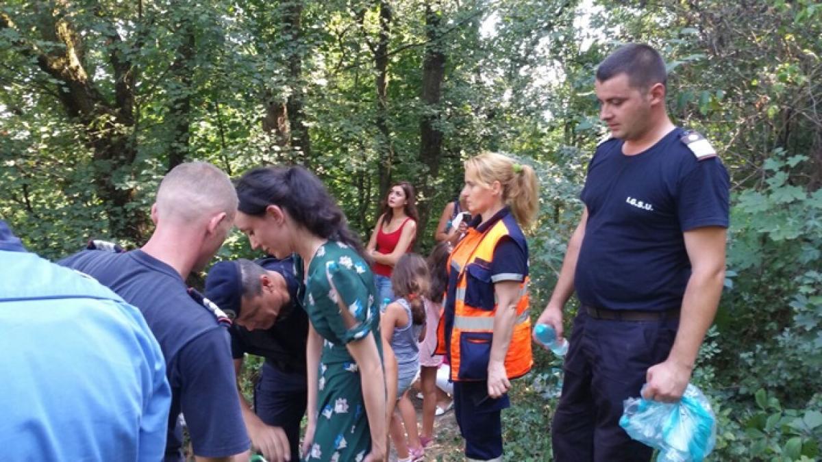 Alertă pe munte! 31 de elevi, blocaţi pe vârful Giumalău