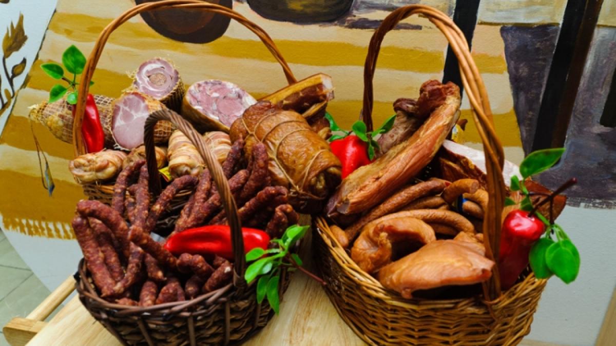 Degustare de produse tradiționale la Palatul Parlamentului şi la Bruxelles