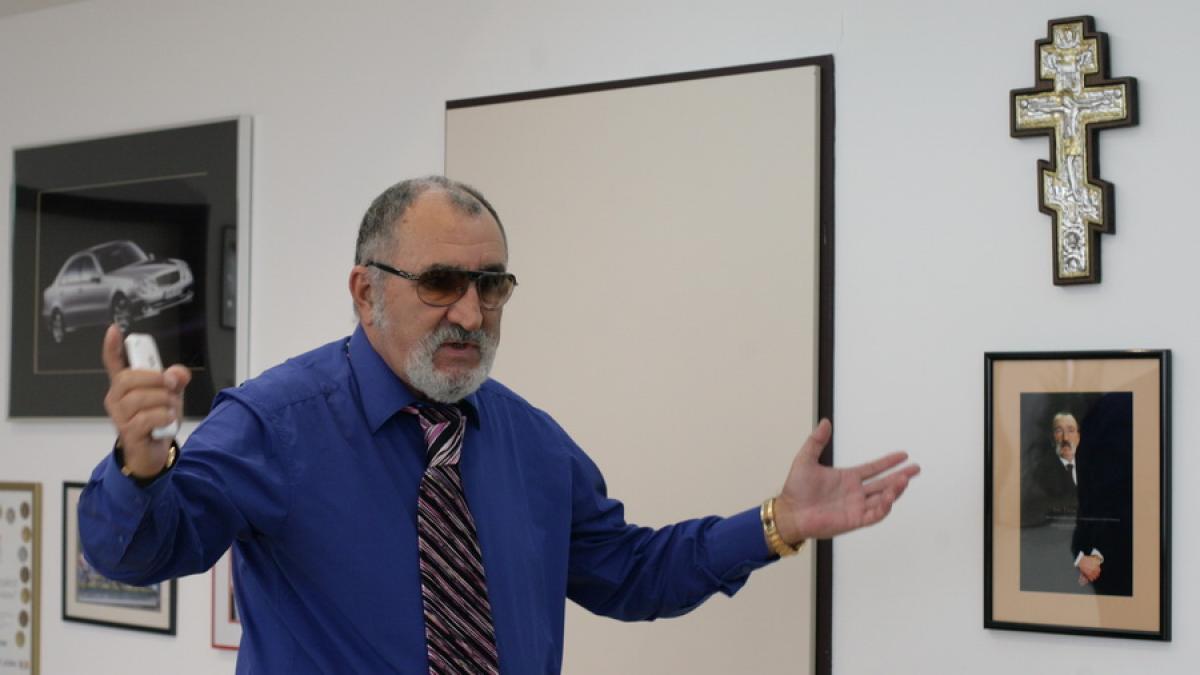 Ţiriac: Banca Naţională a cumpărat Arenele BNR cu 200.000 de dolari, iar acum vrea 35 de milioane de euro