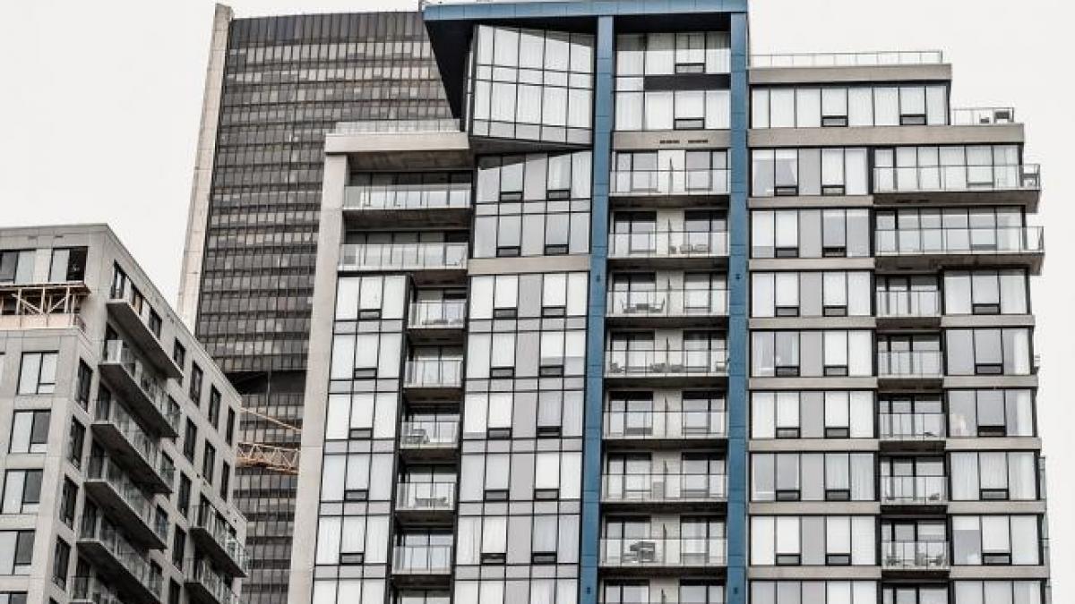 Peste 10.000 de locuinţe, în 84 de ansambluri rezidenţiale, case inteligente și discounturi între 2 000 și 10 000 la târgul Imobiliarium