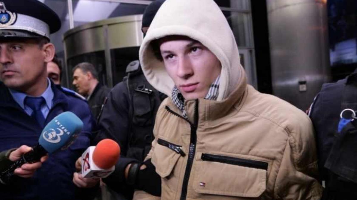 Adolescentul din Craiova care pregătea un atac terorist, condamnat definitiv