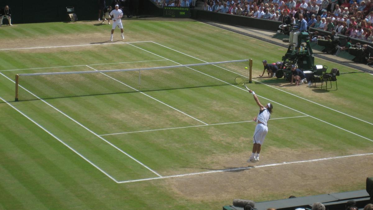 Federer l-a zdrobit pe Nadal în finala de la Shanghai! Meci perfect pentru elvețian