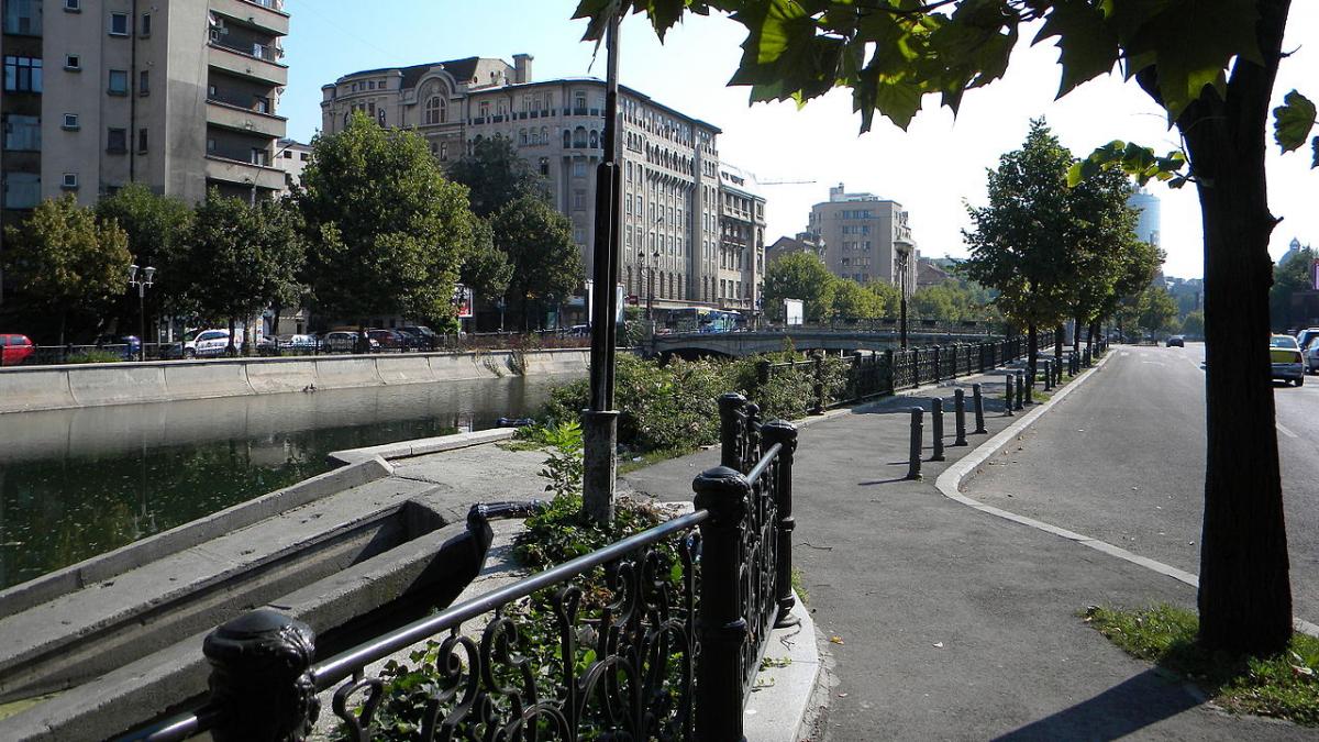 Mai multe zone din București rămân duminică fără energie electrică