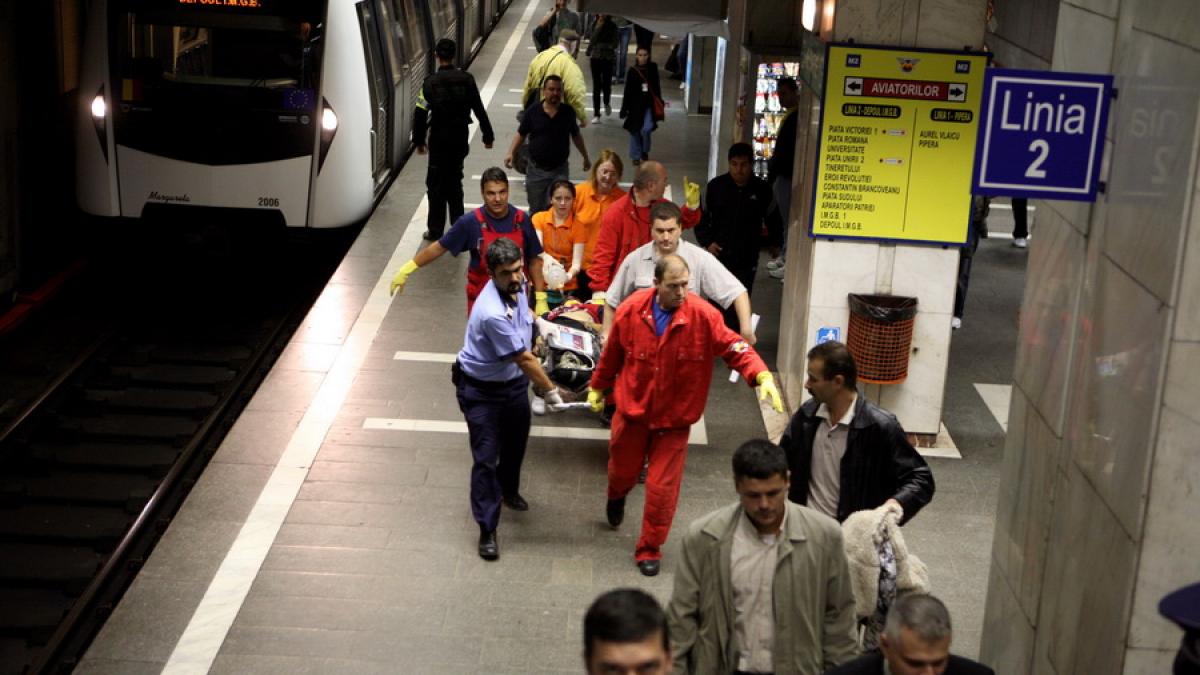 Cine este tânărul care s-a sinucis în metroul bucureștean