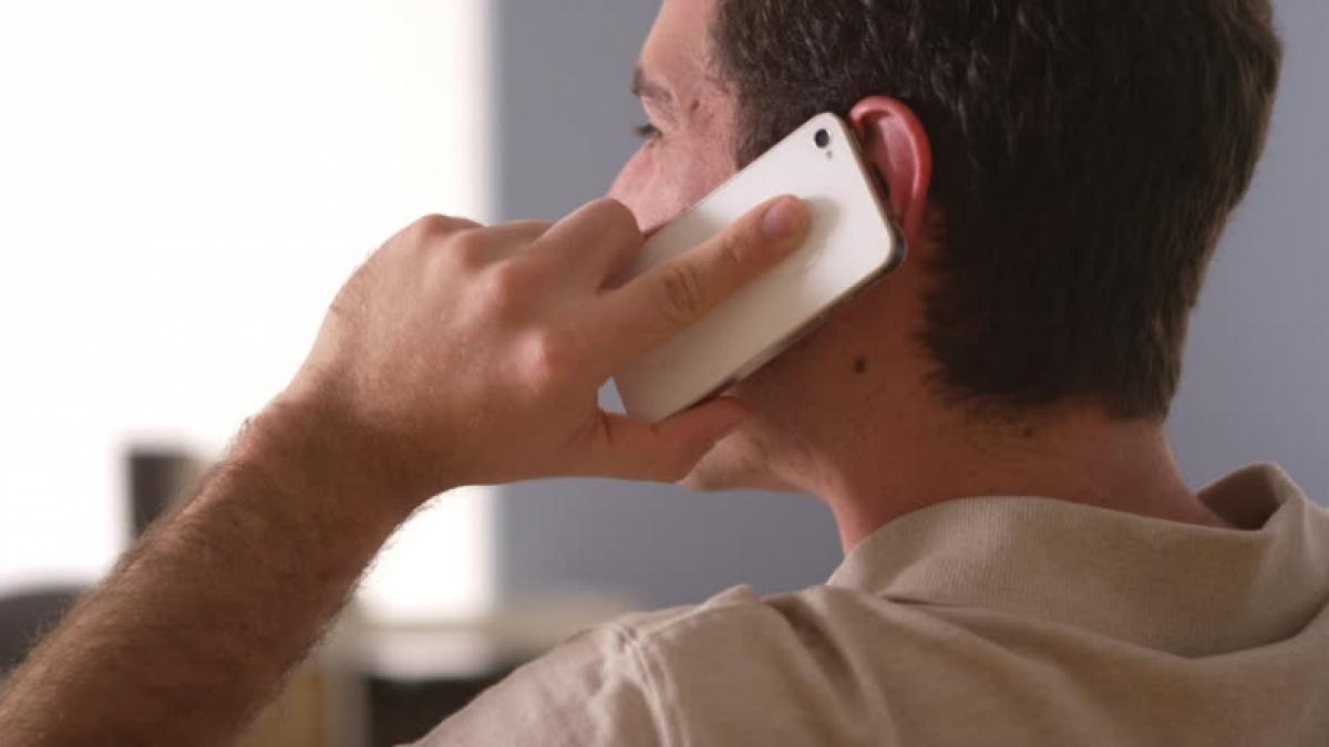 Incredibil! Un bărbat a fost arestat, după ce a obţinut 40.000 euro folosind doar telefonul mobil