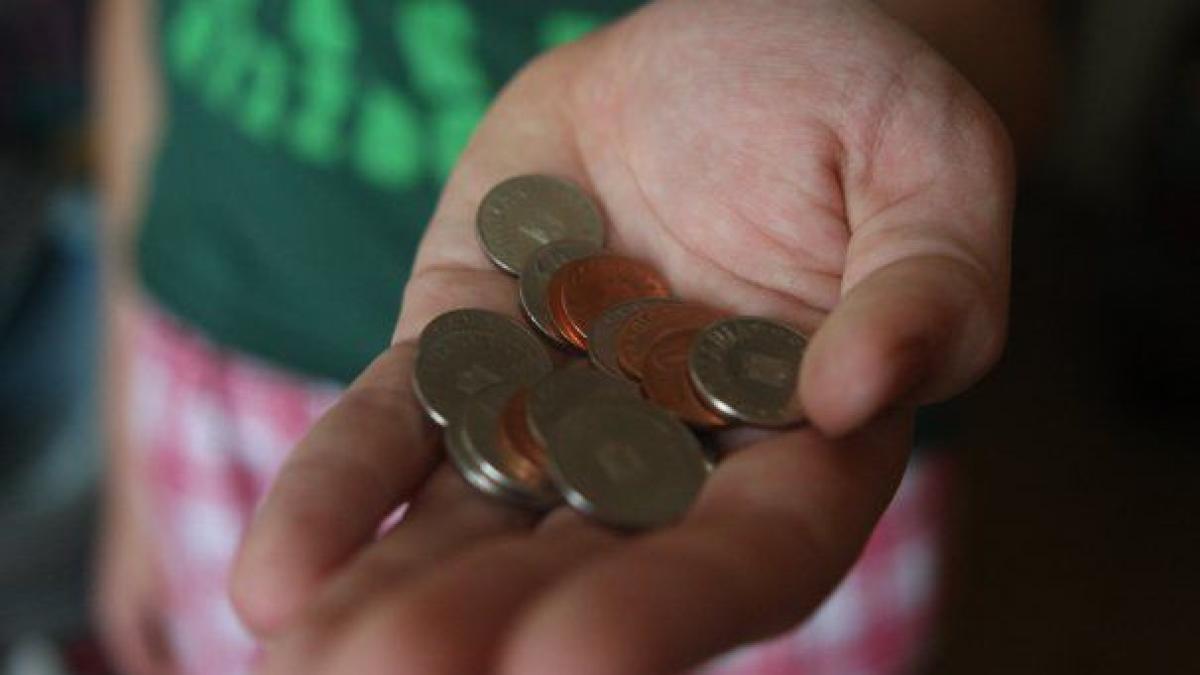 Salariul MINIM BRUT CREȘTE la 1.900 lei de la 1 ianuarie 2018