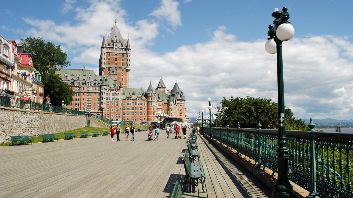 Canada vrea să atragă imigranţi pentru a face faţă nevoii de forţă de muncă