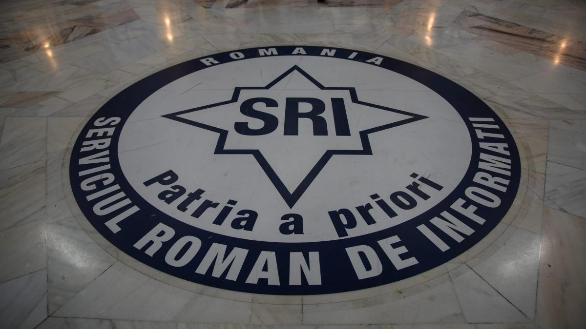 Culmea securităţii: SRI se dotează pe el însuși, contra cost, cu tehnică de investigare informatică