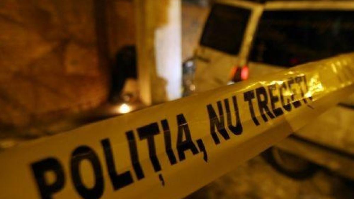 Moarte SUSPECTĂ în Neamț. O tânără a fost găsită moartă într-o locuinţă, cu hainele arse, deşi nu există urme de incendiu sau explozie