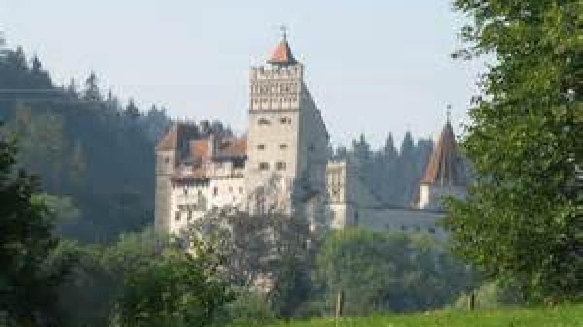 Ateliere de meşteşuguri medievale, cu prilejul aniversării a 640 de ani de la prima atestare documentară a Castelului Bran